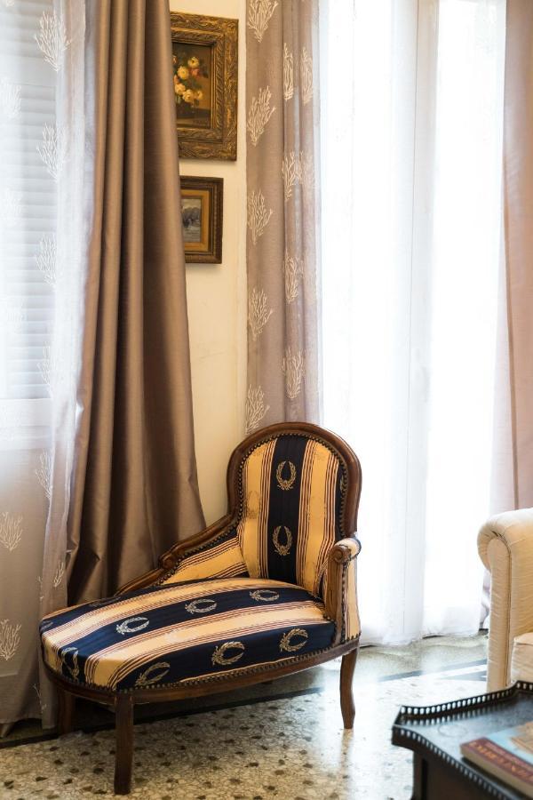 Koukaki Traditional Apartment Atene Esterno foto